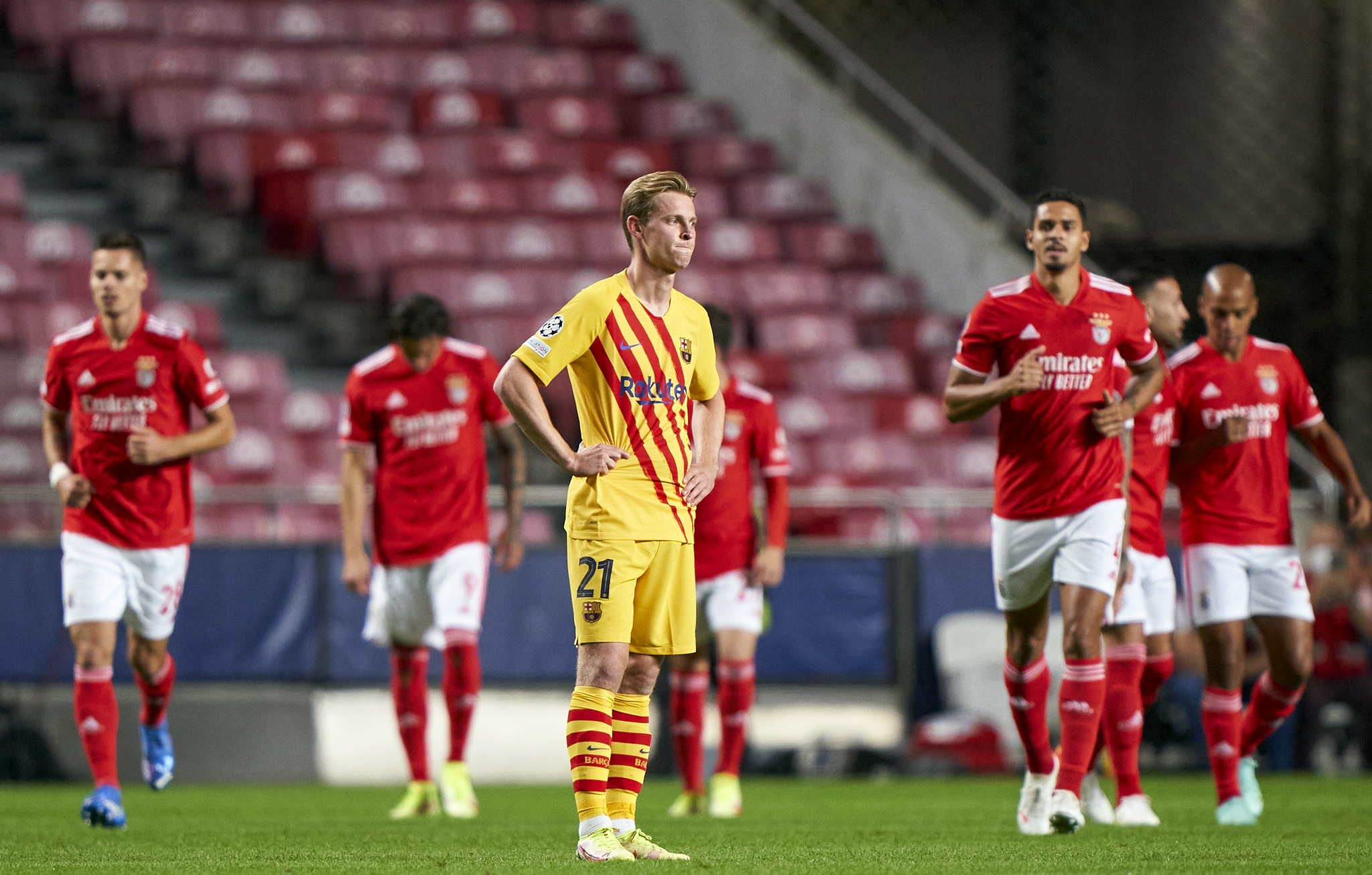 PANDA-关于里程碑夜！本菲卡完成体检；亚洲杯今晚刷纪录；媒体盛赞；赛程密集仍需轮换的信息