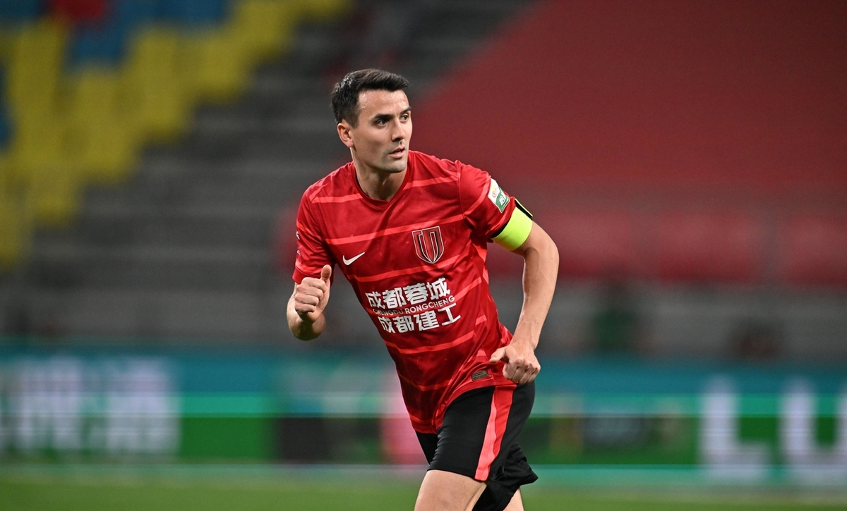 PANDA-马赛迎中超关键赛，冲刺阶段主帅复盘，目标明确，资深球员宣示担当(以军连续发动11次袭击，目标是他)