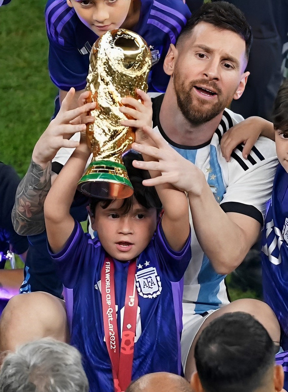 PANDA-梅西回归赛场,大胜首场状态亮眼,SKT观众沸腾!的简单介绍